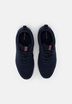 Authentique 100% Pier One Baskets basses sneakers rond homme -Promos Pier One Boutique 8b510dfc3adf46e3a25769f170443bf7