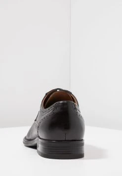 Pier One Réduction LEATHER - Derbies & Richelieus chaussures de ville rond homme 11 Pier One Réduction LEATHER - Derbies & Richelieus chaussures de ville rond homme -Promos Pier One Boutique 8b818184ec7d485dac0bbec8278d1c65