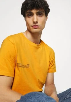 Excellente qualité Pier One T-shirt imprimé t-shirts col rond homme -Promos Pier One Boutique 8ba7f8b0cbe343b48d175e4dd579f642