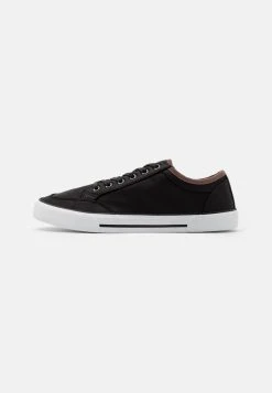 Pier One Baskets basses Qualité Excellente baskets & sneakers rond homme 17 Pier One Baskets basses Qualité Excellente baskets & sneakers rond homme -Promos Pier One Boutique 8c09d4baca8345adb6a32a9f3d09d408