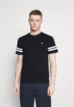 Pier One 2 PACK - T-shirt imprimé Prix Réduit t-shirts col rond homme -Promos Pier One Boutique 8c15f1cfae5941238d81e31259ee2ccc