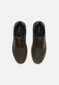 Prix Imbattable Pier One Baskets basses sneakers rond homme 13 Prix Imbattable Pier One Baskets basses sneakers rond homme -Promos Pier One Boutique 8e2f0afa75744326978eec752fde6e84