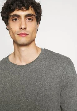 Pier One Pyjama Prix Affortable pyjamas normale homme -Promos Pier One Boutique 8eca8468bd0549f38d542e8d800d8311