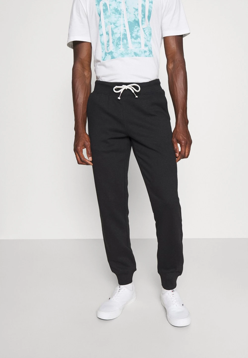 Pier One Meilleur Prix Garanti 3 PACK - Pantalon de survêtement pantalons normale homme 4 Pier One Meilleur Prix Garanti 3 PACK - Pantalon de survêtement pantalons normale homme – Image 2