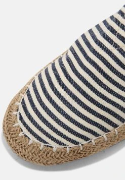 Pier One UNISEX - Espadrilles Prix Affortable chaussures basses rond homme -Promos Pier One Boutique 90f4768557124c8580f3ec95c1f26b7b