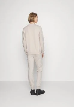 Prix Avantageux Pier One UNITED UTILITY CREW - Sweatshirt sweats & hoodies col rond homme -Promos Pier One Boutique 9106cbd155854d5780b0c01917ebef52