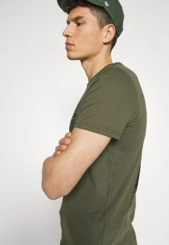 En promotion Pier One T-shirt imprimé t-shirts col rond homme 14 En promotion Pier One T-shirt imprimé t-shirts col rond homme -Promos Pier One Boutique 924fcab08a054f1c8ffe6e67d2942ebb