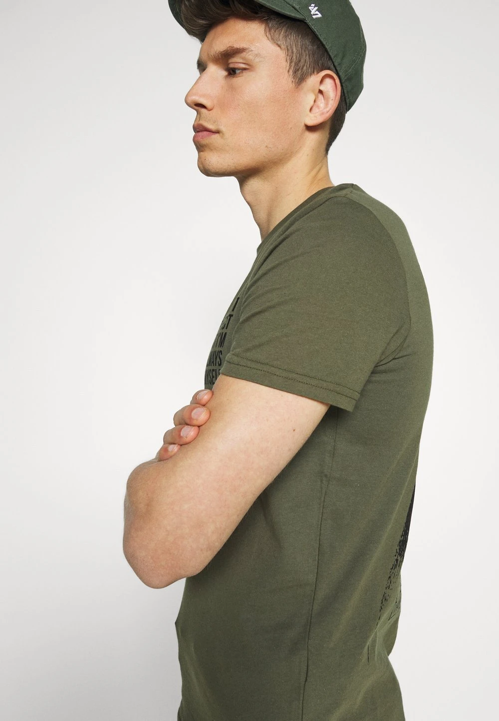 En promotion Pier One T-shirt imprimé t-shirts col rond homme 6 En promotion Pier One T-shirt imprimé t-shirts col rond homme – Image 4