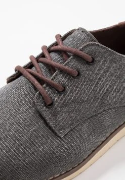 Pier One Chaussures à lacets Prix Compétitif derbies et richelieus rond homme 13 Pier One Chaussures à lacets Prix Compétitif derbies et richelieus rond homme -Promos Pier One Boutique 96aed770bfd645eeb8f291fdf8bcd01e