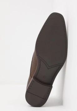 Qualité absolue Pier One Derbies & Richelieus derbies et richelieus carré homme 12 Qualité absolue Pier One Derbies & Richelieus derbies et richelieus carré homme -Promos Pier One Boutique 9833b097c4874712b47ba16941532547