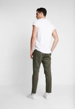 Prix Jamais Vus Pier One T-shirt basique t-shirts col rond homme -Promos Pier One Boutique 99d209c16e9b4c1eac954de0a49afc40