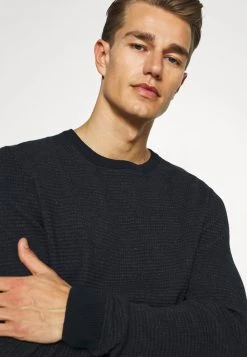 Pier One Pullover Un Tarif Préférentiel pulls et gilets col rond homme -Promos Pier One Boutique 9f9f7f89553b4ef3955cf7019a0b826b