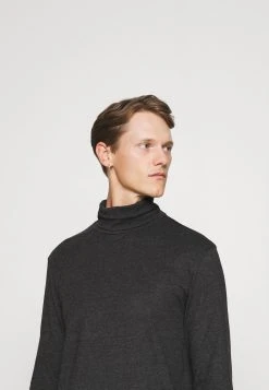 Prix Incroyables Pier One 3 PACK - T-shirt à manches longues t-shirts & polos col roulé homme 16 Prix Incroyables Pier One 3 PACK - T-shirt à manches longues t-shirts & polos col roulé homme -Promos Pier One Boutique a03a2be8eb54485d8221004d9fcf2280