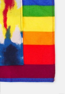 Pier One PRIDE BANDANAS UNISEX 2 PACK - Foulard Garantie De Qualité 100% foulards et écharpes multicolore -Promos Pier One Boutique a106ce609930467591564c456bc55123