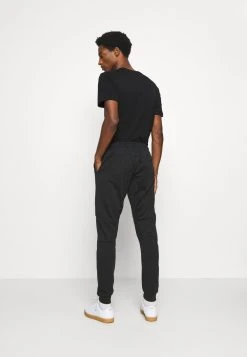 Pier One Pantalon de survêtement Un Tarif Préférentiel pantalons haute homme 12 Pier One Pantalon de survêtement Un Tarif Préférentiel pantalons haute homme -Promos Pier One Boutique a1b709fa2c32431482f95b3eb7300192