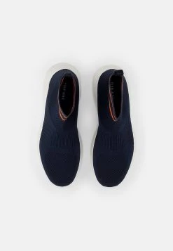 Pier One Baskets montantes - dark blue Prix Gelé baskets & sneakers rond homme -Promos Pier One Boutique a478d51da03c46b5b6dfe44e1e80268d