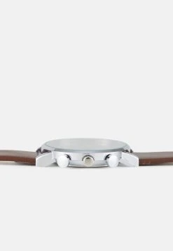 Prix Sacrifiés Pier One SET - Montre montres et bijoux boucle ardillon homme -Promos Pier One Boutique a4ac1d7ac81f47b3a33c942d6fd7b545