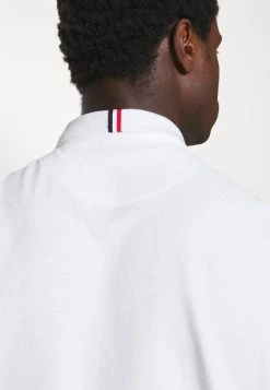 Pier One Polo Meilleure qualité t-shirts col polo homme 15 Pier One Polo Meilleure qualité t-shirts col polo homme -Promos Pier One Boutique a5cdb3c738154df3aacccd2c895fbaf7