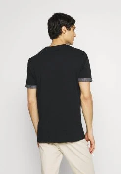 Pier One Prix Malin T-shirt imprimé t-shirts col rond homme 10 Pier One Prix Malin T-shirt imprimé t-shirts col rond homme -Promos Pier One Boutique ad792c037a674686a7b96954ea83c51e