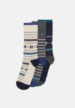 50% Off De Vente Pier One 3 PACK - Chaussettes sous-vêtements chin&eacute; homme -Promos Pier One Boutique ad929b1605b54fde83693688795007b9 2