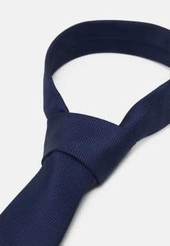 Pier One Prix Distinctifs Cravate cravates et nœuds papillon couleur unie homme -Promos Pier One Boutique b002f0aa5aa14f09add561f29e65784f