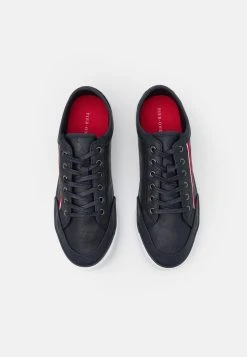 Prix Bradés Pier One Baskets basses sneakers rond homme -Promos Pier One Boutique b4dec4edfd1e4ffa8d9122a76e207d2e