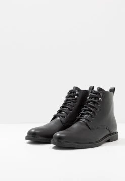 Pier One Bottines à lacets Prix Discount bottes rond homme 11 Pier One Bottines à lacets Prix Discount bottes rond homme -Promos Pier One Boutique b58b45dabc214b909686c4e54b1e9d5a
