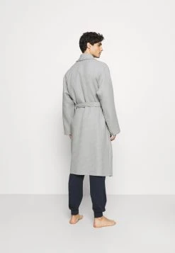 Pier One Peignoir Meilleure qualité sous-vêtements & chaussettes col châle homme 15 Pier One Peignoir Meilleure qualité sous-vêtements & chaussettes col châle homme -Promos Pier One Boutique b68ba810bfe146c09affa8730a6c9ea7