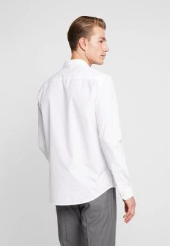 Prix d’Amis Pier One 2 PACK - Chemise classique costumes col à boutons homme -Promos Pier One Boutique be6c104a9fb24ec4b7e3fbf862bb62fa