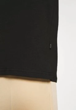 Pier One En promotion T-shirt imprimé t-shirts col rond homme -Promos Pier One Boutique c1474ed01b904d13b6a3d2aad51a4866