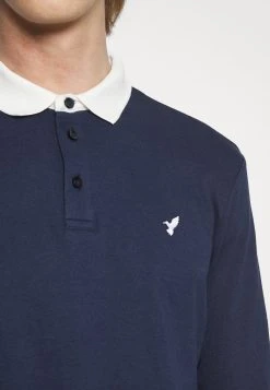 Pier One Prix De Lancement 2 PACK - Polo t-shirts & polos col contrastant homme 15 Pier One Prix De Lancement 2 PACK - Polo t-shirts & polos col contrastant homme -Promos Pier One Boutique c4de228ffb9a4be387ff143b2fd8dcc7