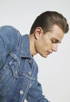 Pier One Prix Incroyables T-shirt imprimé t-shirts col rond homme 16 Pier One Prix Incroyables T-shirt imprimé t-shirts col rond homme -Promos Pier One Boutique c4f2296e0d444f2f9894bf8a19a7d08e