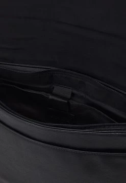 Pier One Sac bandoulière Garantie De Qualité 100% sacs compartiment pour pc portable homme -Promos Pier One Boutique c7982f57fea2440993e365602acc7e63