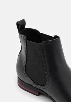 Pier One En Remise Bottines bottes rond homme -Promos Pier One Boutique c99a96e6fbbd41c8a975201d65e5d805