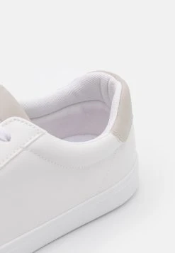 Pier One Prix Sympa Baskets basses baskets & sneakers rond unisex -Promos Pier One Boutique cbf0eca6b89b49849f31b4cc4f190406