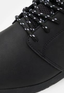 Pier One Rabais UNISEX - Chaussures à lacets derbies et richelieus rond -Promos Pier One Boutique ce5d2133fb3e4e13af5a043ac595a5e4