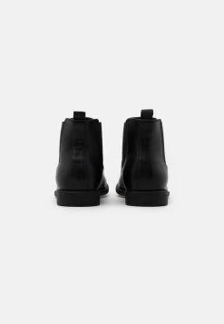 Prix Accessible Pier One Bottines bottes rond homme -Promos Pier One Boutique ce986c80bb1b42509866ab753c6d2b1c