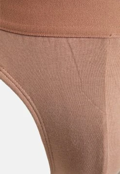 Prix Accessible Pier One 3 PACK - Slip sous-vêtements & chaussettes normale homme 10 Prix Accessible Pier One 3 PACK - Slip sous-vêtements & chaussettes normale homme -Promos Pier One Boutique d09d0e66a6ea42e7b5abbfa2cf2e0461