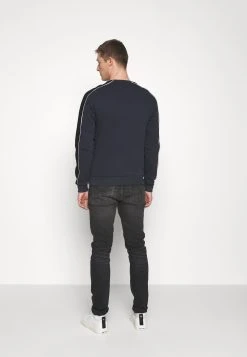 Pier One Sweatshirt Vendre pulls et gilets col rond homme -Promos Pier One Boutique d20ffaad61fc49d0a56c0b1c650c6424