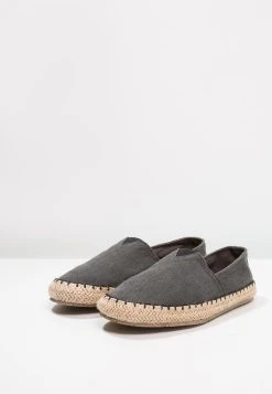 Pier One UNISEX - Espadrilles Prix Refroidis chaussures basses rond homme -Promos Pier One Boutique d3f6d93cf6a84c038fa1e85511b70aa4