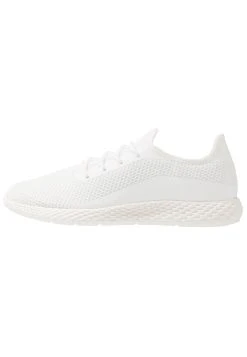 Pier One UNISEX - Baskets basses Prix Réduit sneakers rond homme -Promos Pier One Boutique d4b3b27faaa44ee692a7aaced60dd52b