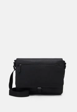 Pier One Sac bandoulière Garantie De Qualité 100% sacs compartiment pour pc portable homme -Promos Pier One Boutique d62221368a9e4ee2b0316e096960a840