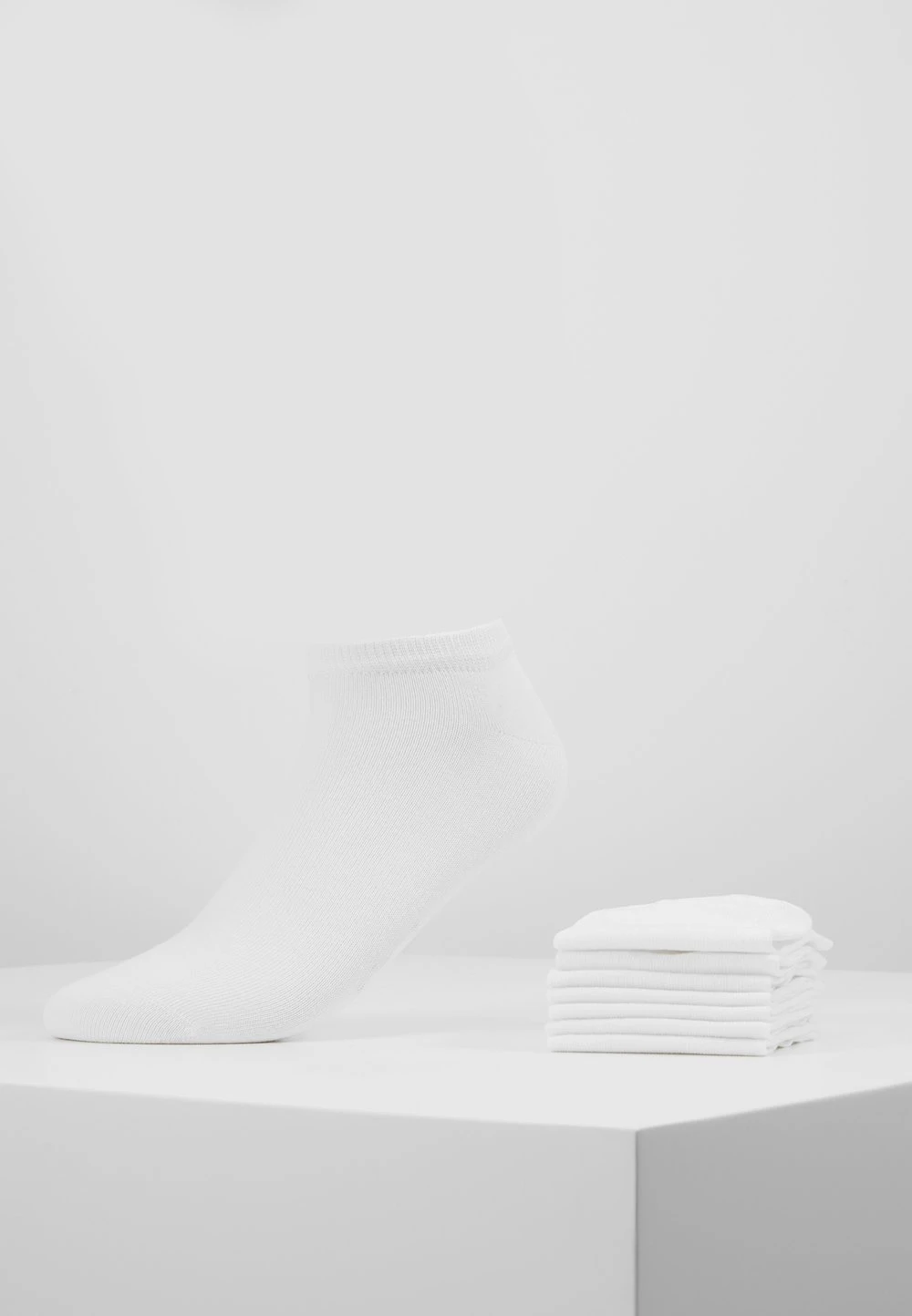 Prix d’Amis Pier One 7 PACK - Chaussettes sous-vêtements & chaussettes couleur unie homme 3 Prix d’Amis Pier One 7 PACK - Chaussettes sous-vêtements & chaussettes couleur unie homme