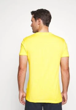 Qualité Fiable Pier One 3 PACK - T-shirt basique t-shirts col rond homme 12 Qualité Fiable Pier One 3 PACK - T-shirt basique t-shirts col rond homme -Promos Pier One Boutique dc185a617aff427bae4965bf1b15bf0f