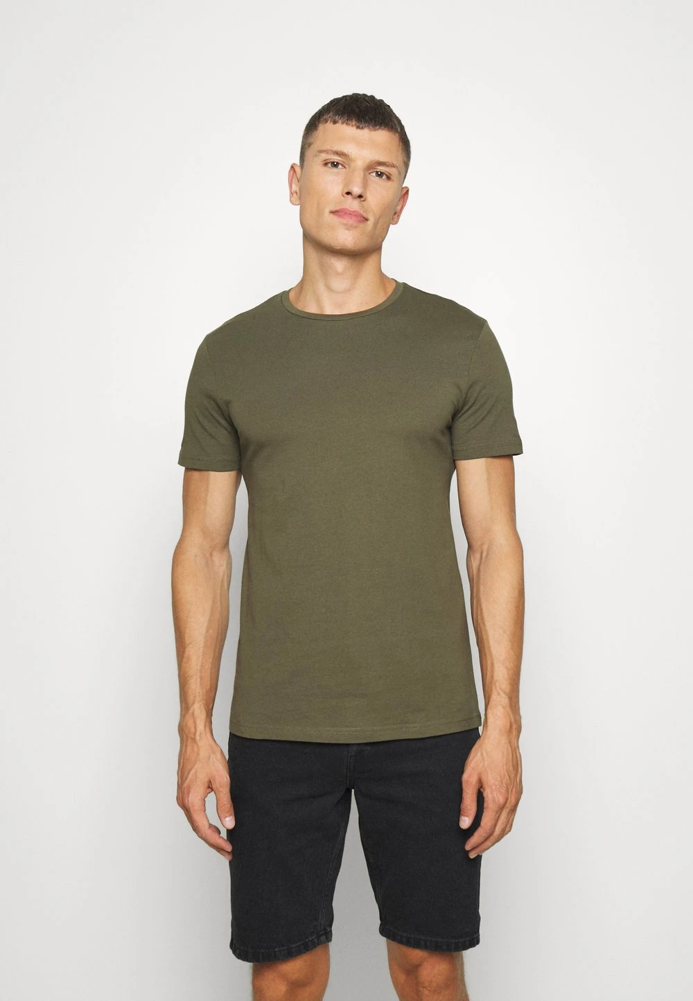 Pier One Soldes En Ligne 7 PACK - T-shirt basique t-shirts col rond homme 5 Pier One Soldes En Ligne 7 PACK - T-shirt basique t-shirts col rond homme – Image 3