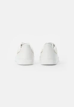 Pier One Baskets basses Vendre baskets & sneakers rond unisex 10 Pier One Baskets basses Vendre baskets & sneakers rond unisex -Promos Pier One Boutique dd6eef511fc147e09bd1dc46d0124e73