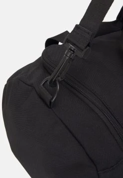 Pier One Prix Sacrifiés UNISEX - Sac de sport sacs et accessoires fermeture éclair -Promos Pier One Boutique de1577cdd66a4c15b48fbcd7e73d7616