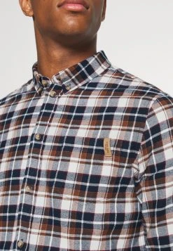 Pier One Chemise Prix Abordable chemises col à boutons homme 11 Pier One Chemise Prix Abordable chemises col à boutons homme -Promos Pier One Boutique e02d17edc3de4a6598f6f1144569dc8a