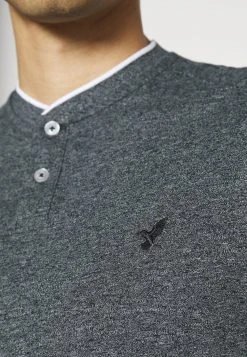 Pier One Polo Bon Rapport Coût-Efficacité t-shirts col tunisien homme -Promos Pier One Boutique e07ebdc9cacd4edcbc2ba5728f61a9d3