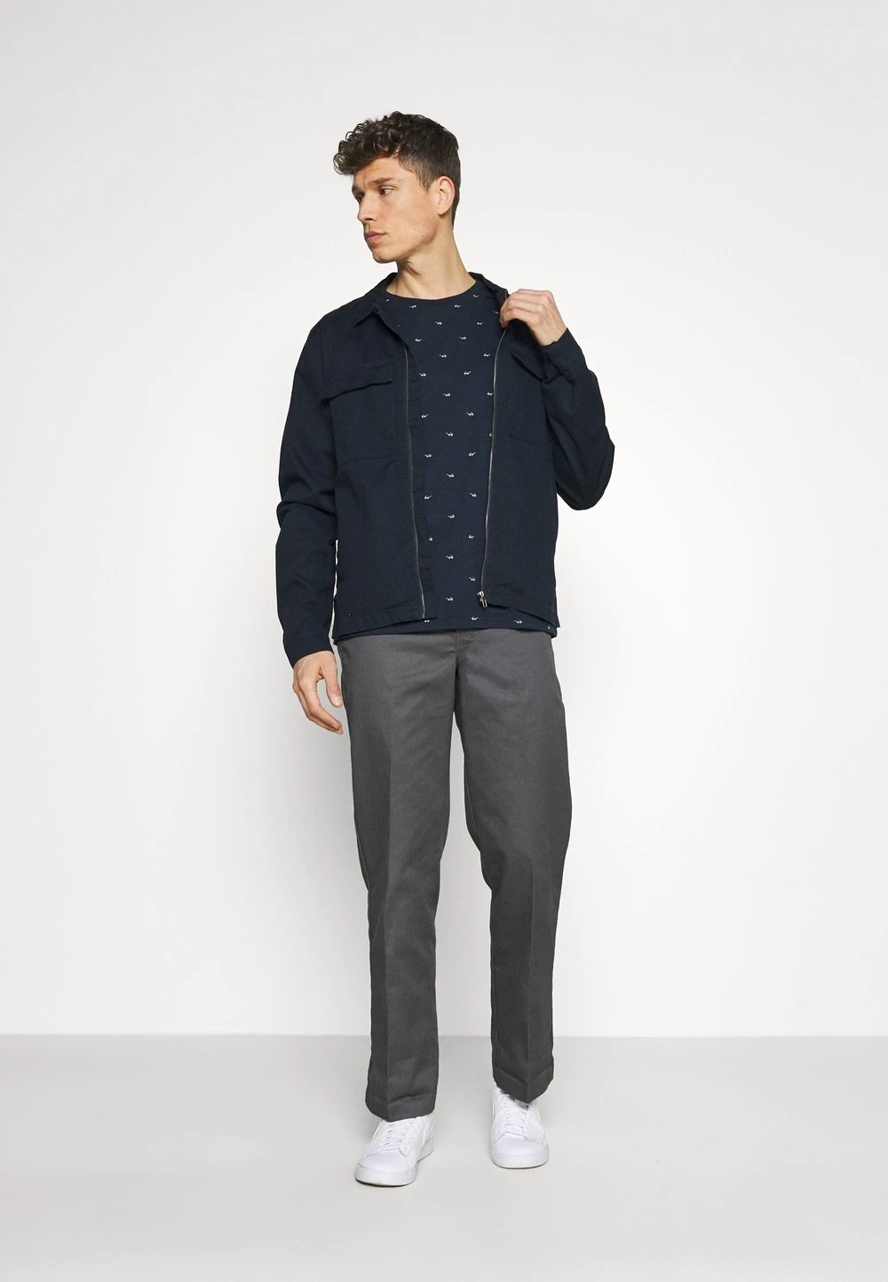 Pier One Prix Réduit T-shirt imprimé t-shirts col rond homme 4 Pier One Prix Réduit T-shirt imprimé t-shirts col rond homme – Image 2